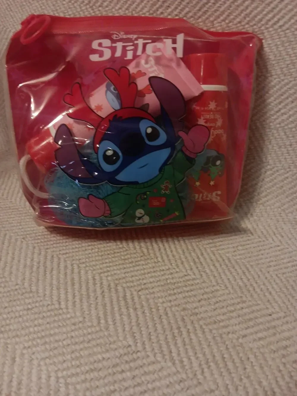 Mad Beauty Disney Multicolored Stitch At Christmas Gift Set New with Tags Rare